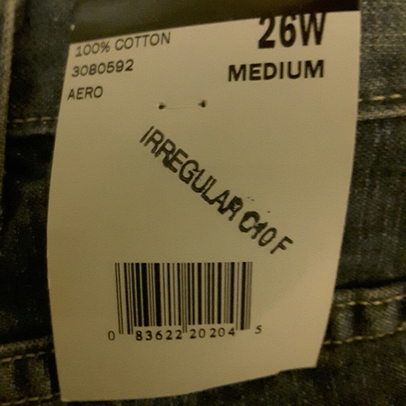 LEE Women's Relaxed Fit Blue Jeans  26W BRAND NEW - Picture 5 of 6